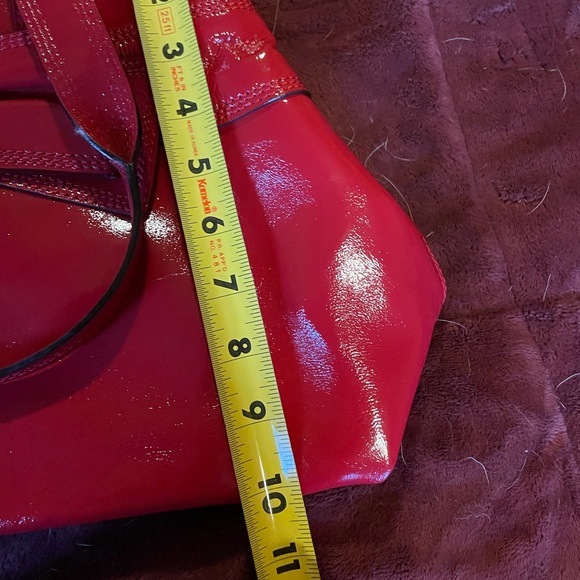 Kate Spade all leather patent bag - Picture 10 of 13